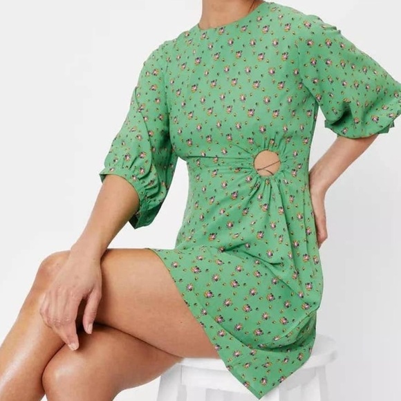 Nasty Gal Dresses & Skirts - Nasty Gal Floral Print Dress